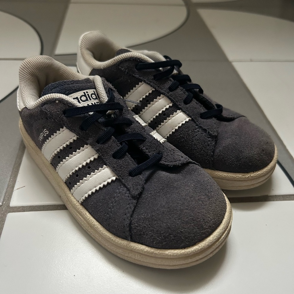 Adidas Campus Toddler Gray and White Sneakers with Elastic Laces Size 8